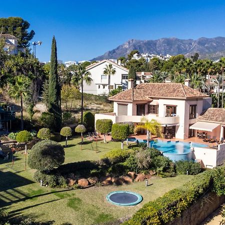 Luxury Villa Robledal By Mabiente - Views Of The Sea And The Golf Course Marbella Esterno foto