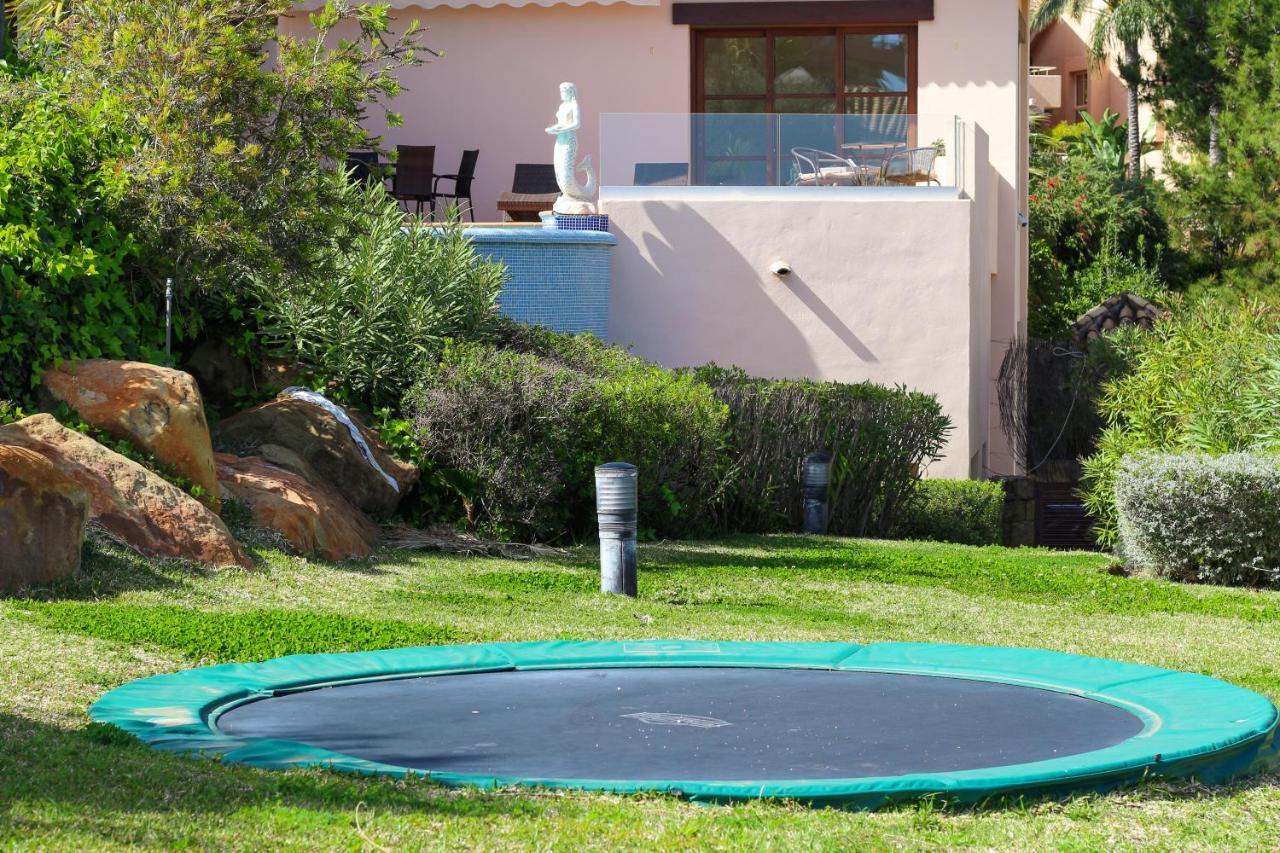 Luxury Villa Robledal By Mabiente - Views Of The Sea And The Golf Course Marbella Esterno foto