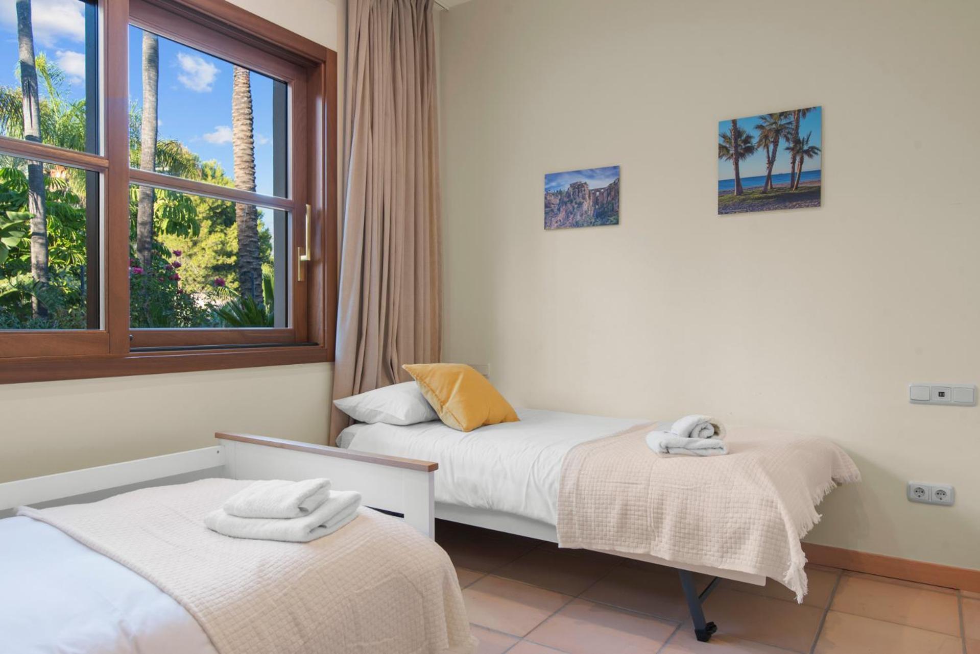 Luxury Villa Robledal By Mabiente - Views Of The Sea And The Golf Course Marbella Esterno foto