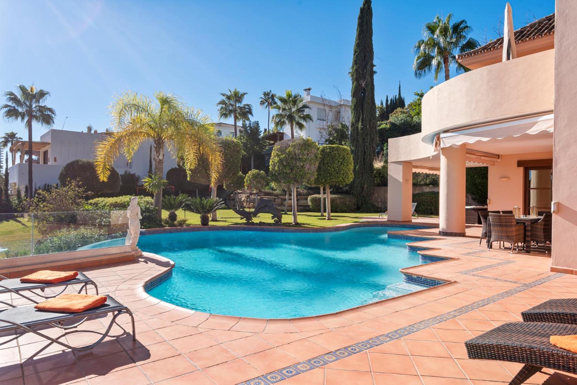 Luxury Villa Robledal By Mabiente - Views Of The Sea And The Golf Course Marbella Esterno foto